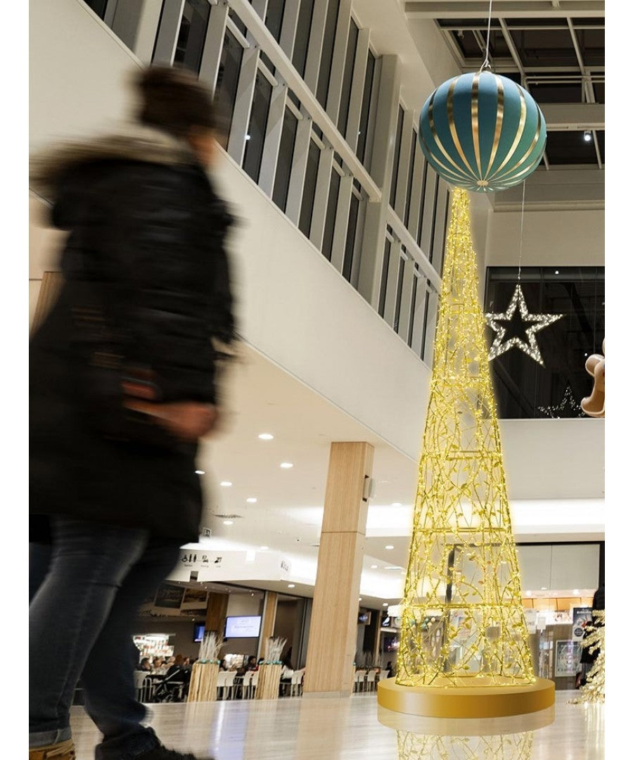 Golden Leavesden Vine Christmas Tree