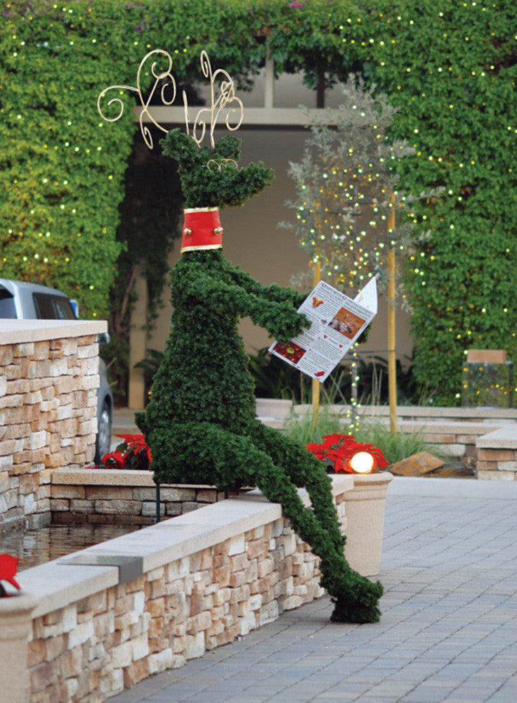 Sitting Topiary Deer Greeter Christmas Prop
