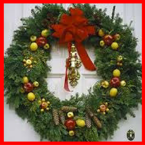 5 ways to hang a Christmas wreath on your door