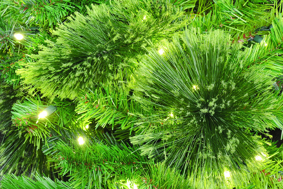 Close up of 18 inch Deluxe Mixed Foliage commercial garland