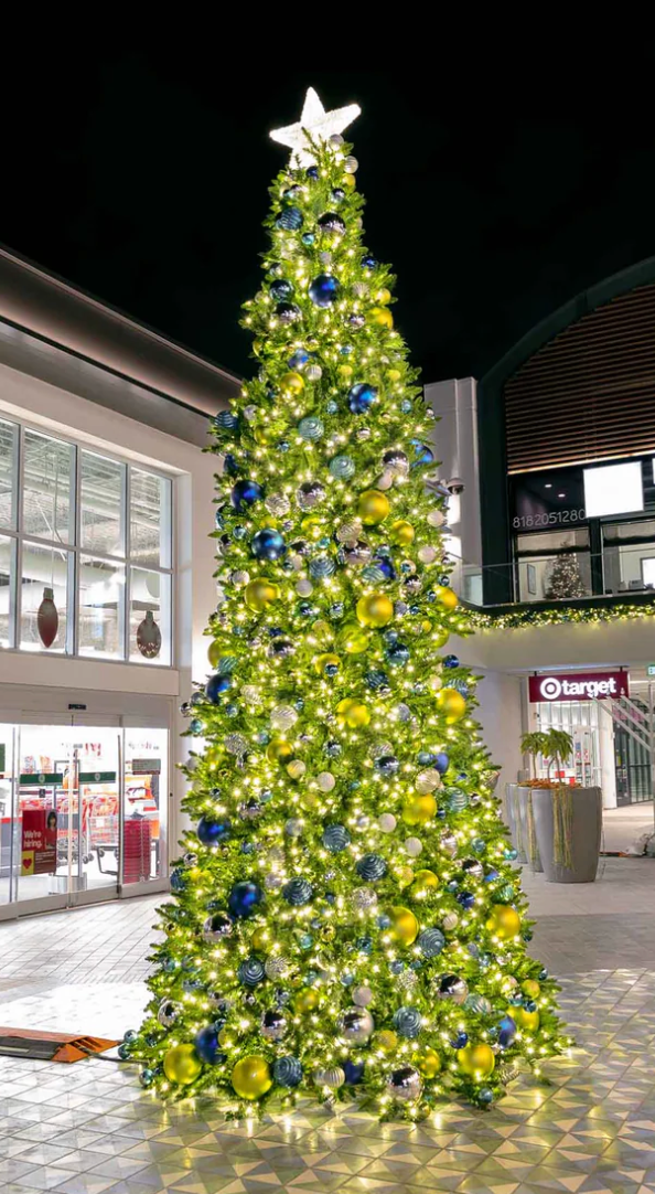 Large commercial Christmas tree low voltage with ornaments