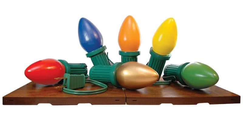 Outdoor kit for commercial displays; powers grouped oversized bulbs for storefronts, hotel entrances, municipal displays and events