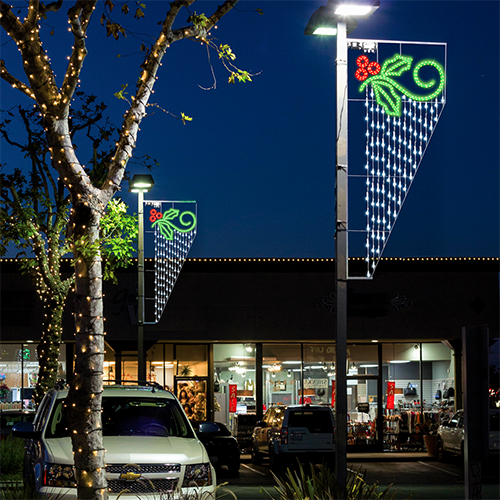 Aluminum-frame holly leaf pole mount, 8.2' high x 3' long, 44W LED ropelight in red, green and cool white for outdoor use