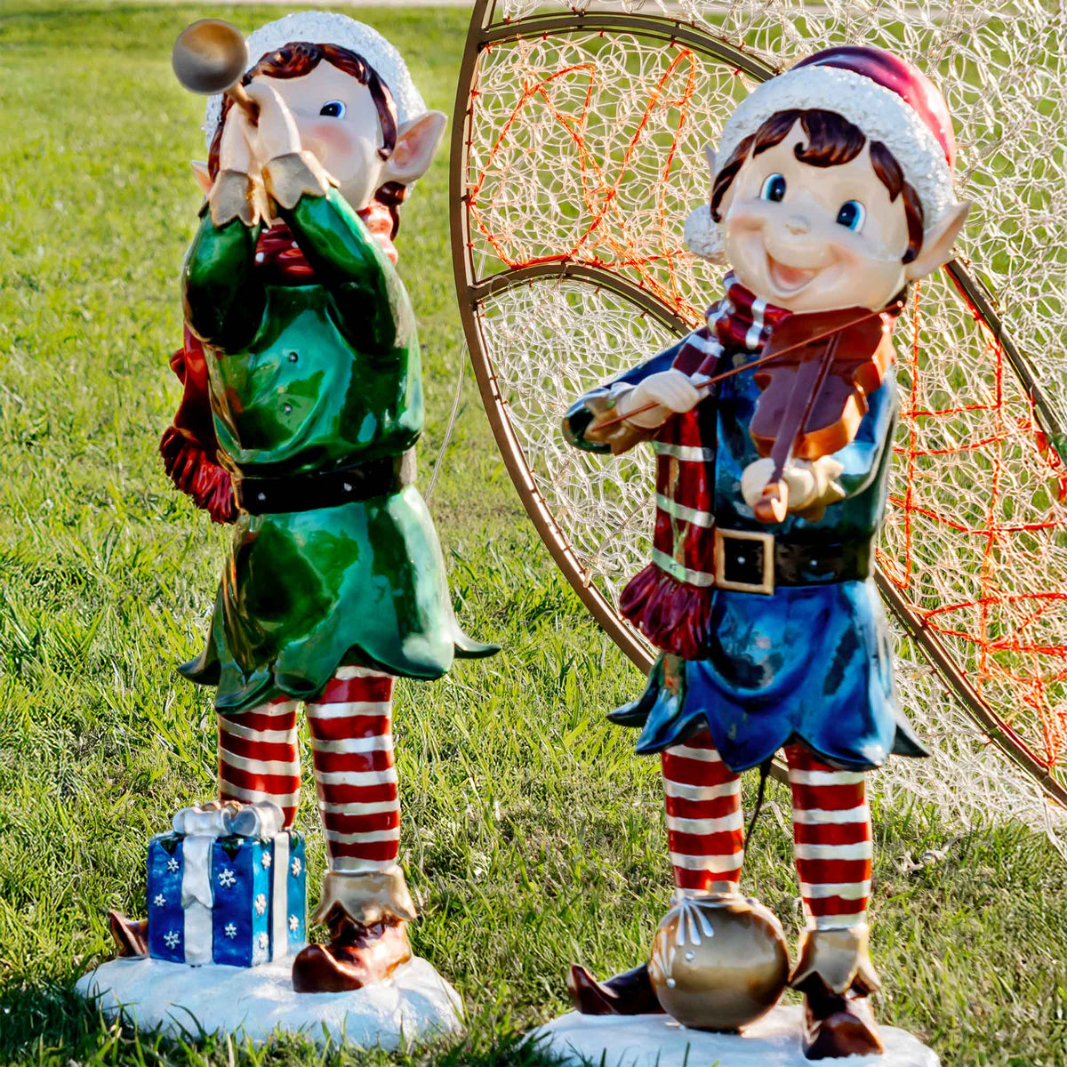 Free-standing commercial elf figures compact enough for interior lobbies and entrances