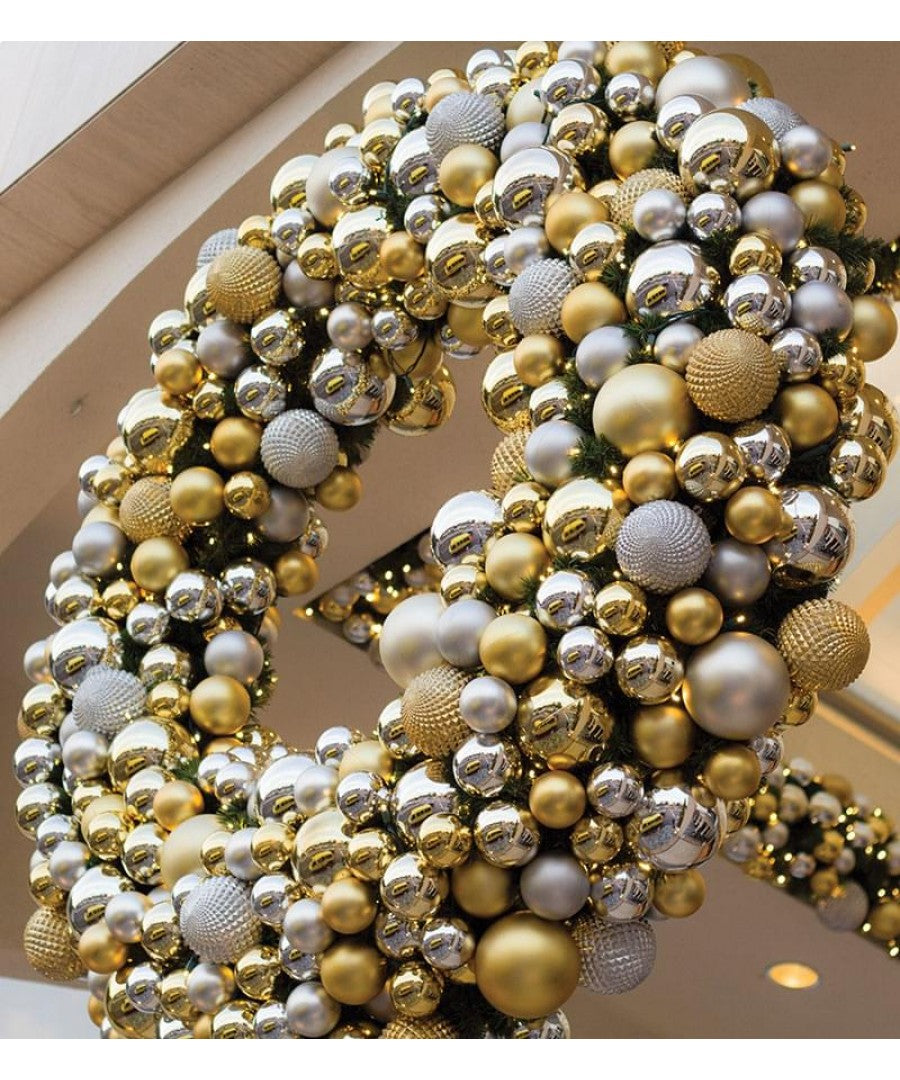 Deluxe Decorated Commercial Christmas Wreath